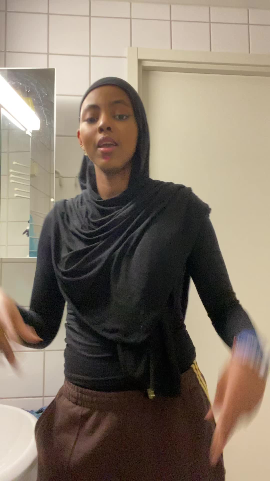 @🥷🏽🔥Hafza🇸🇴❤️🔥💀👻