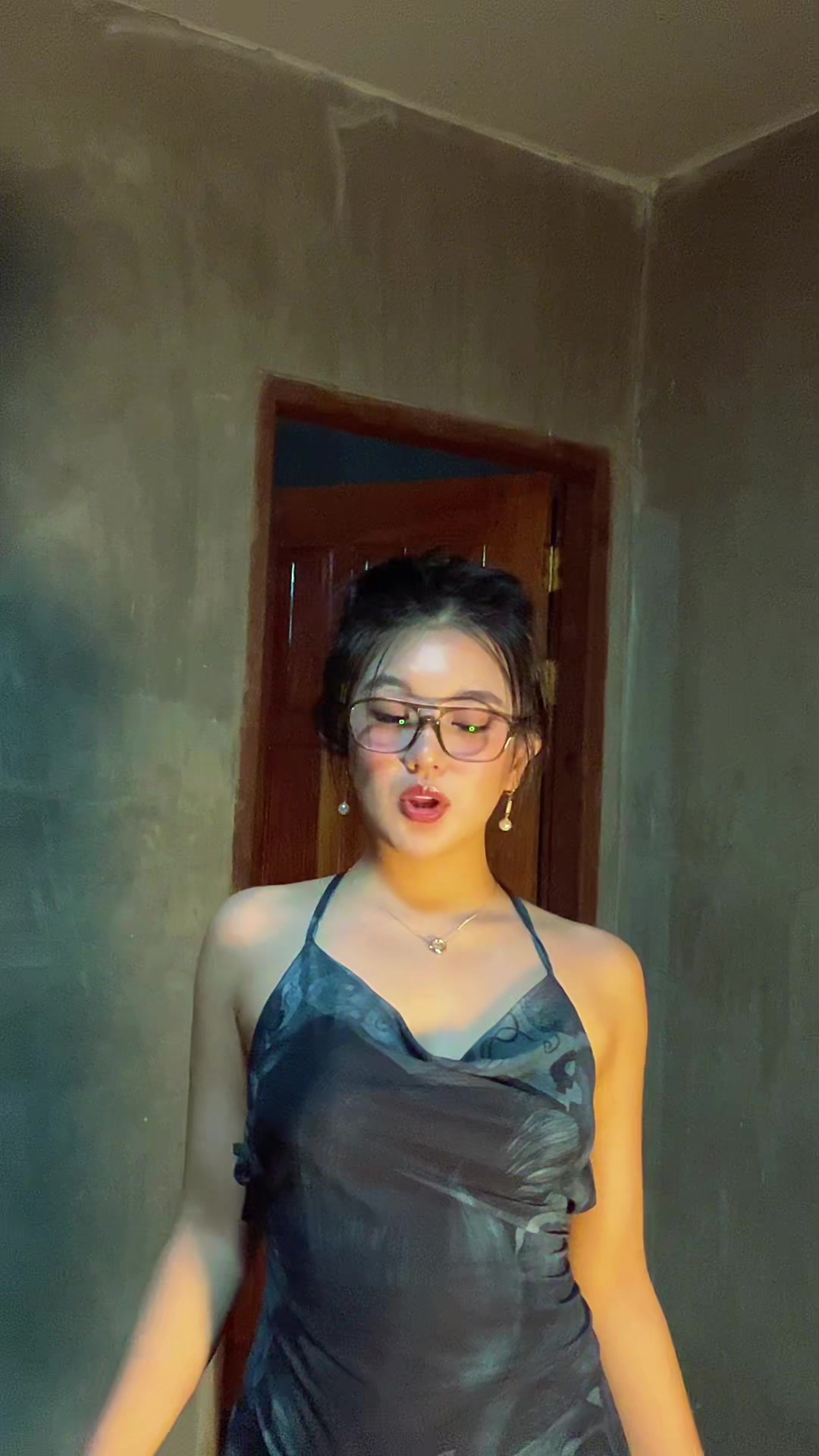 @Vampire Queen 🦇