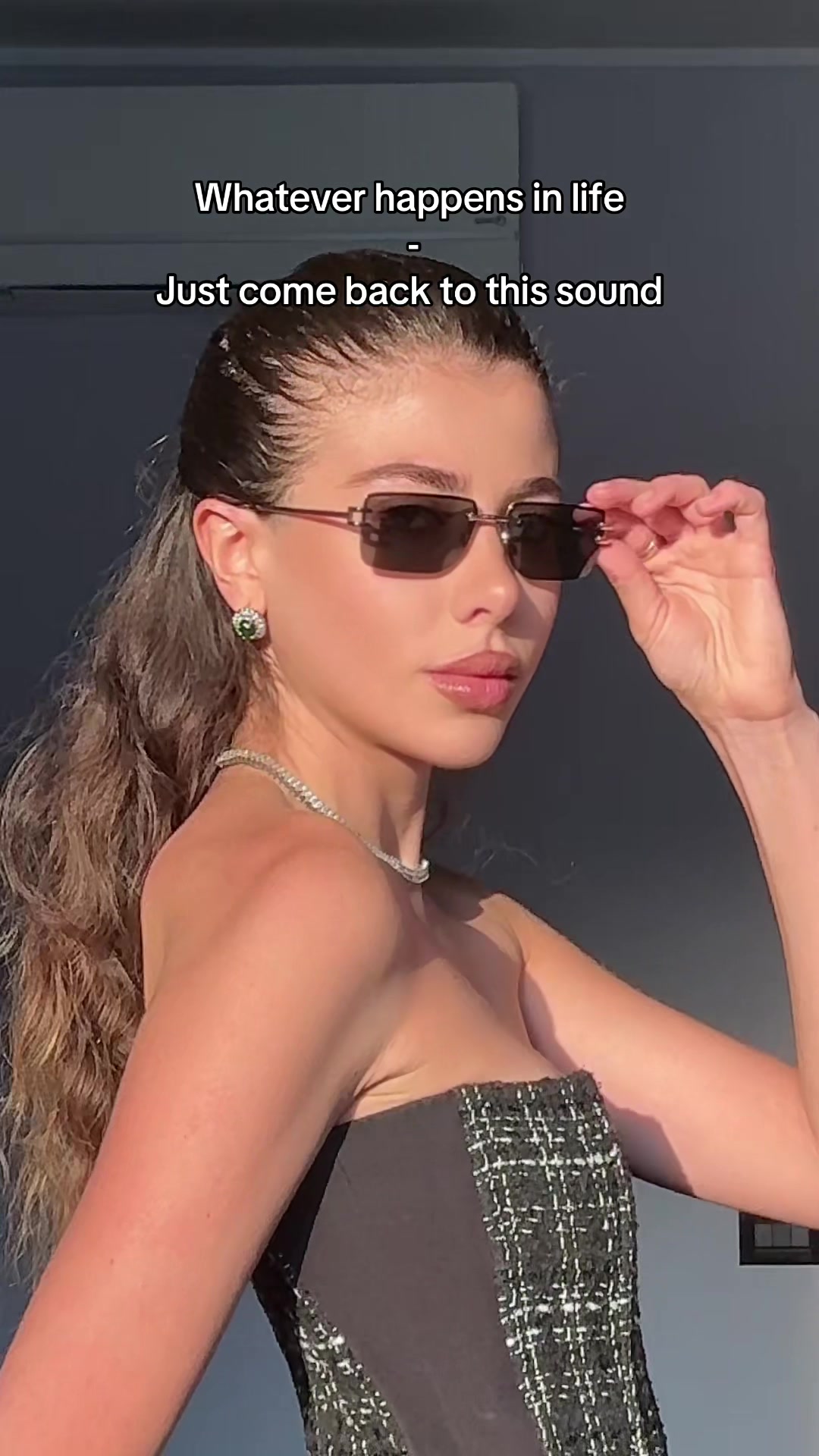 @AksyMitro