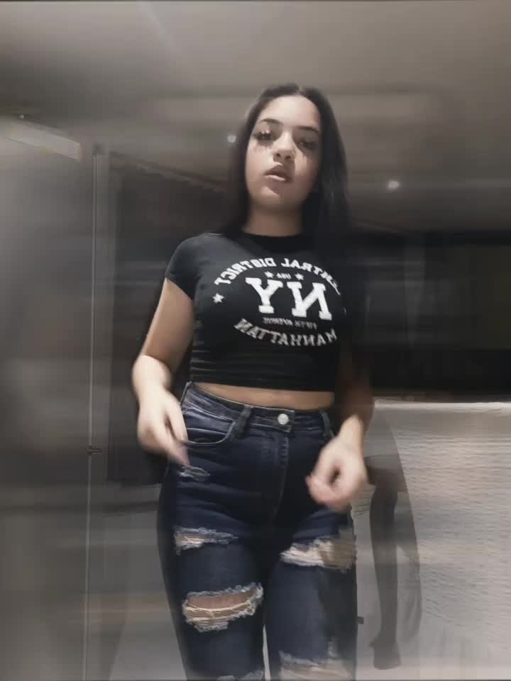 @TheyyLuvvFredyy(。◕‿◕。✿)