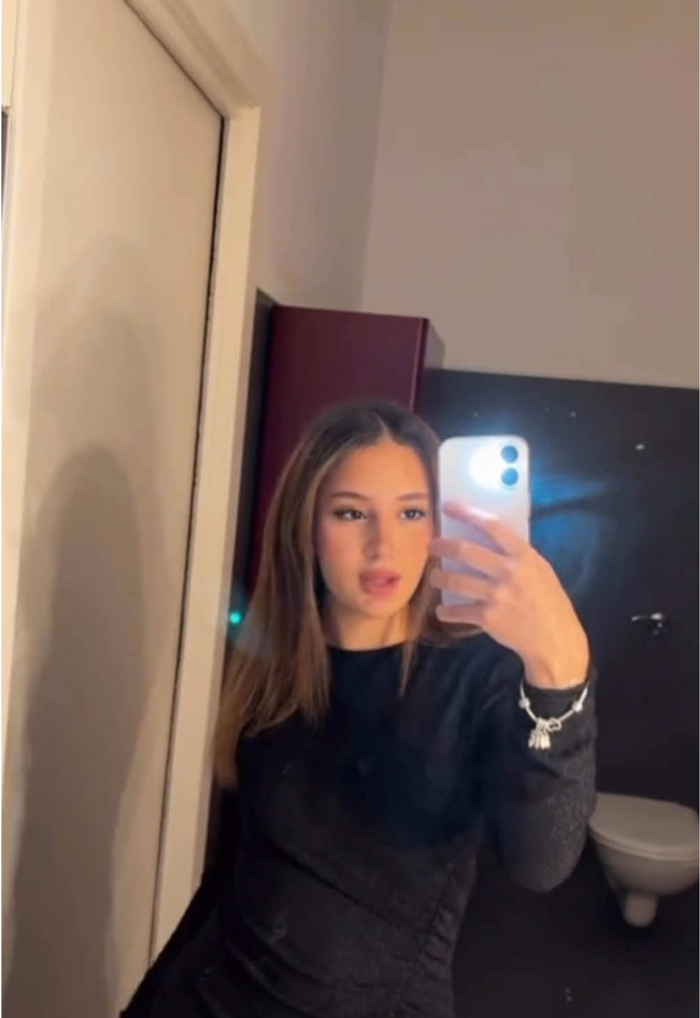@𝓂𝒶𝓇𝒾
