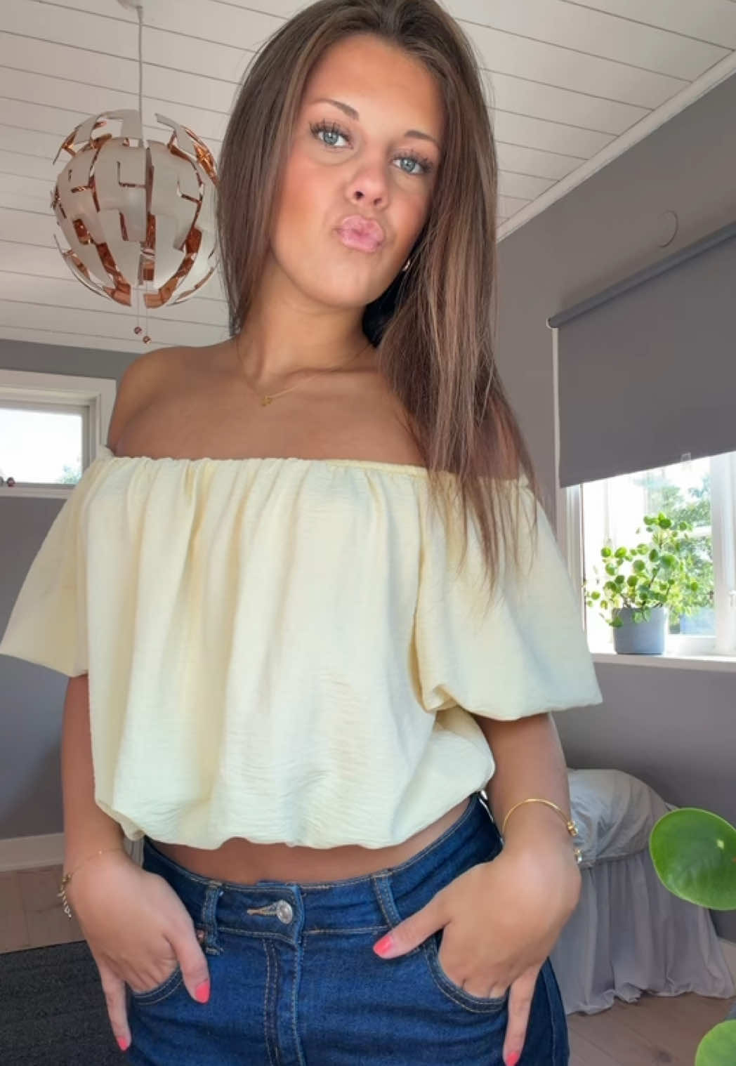 @👸🏽