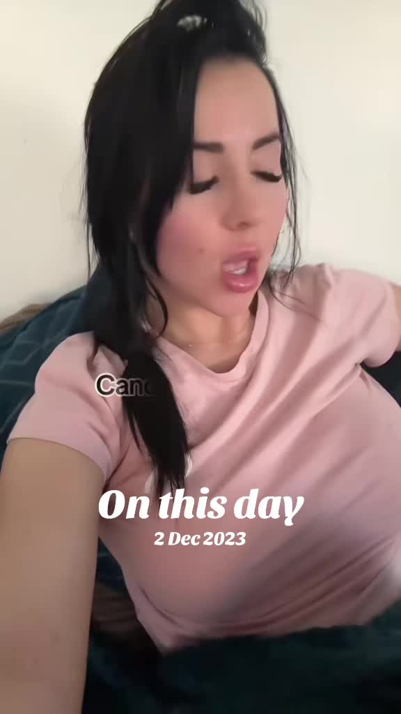 @Elena_Xonia