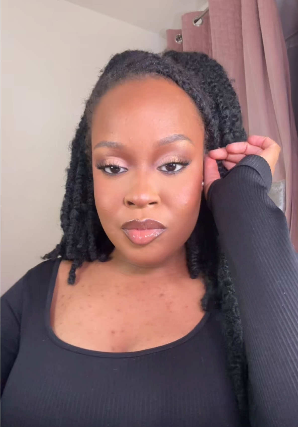 @Jemima | Pro MUA