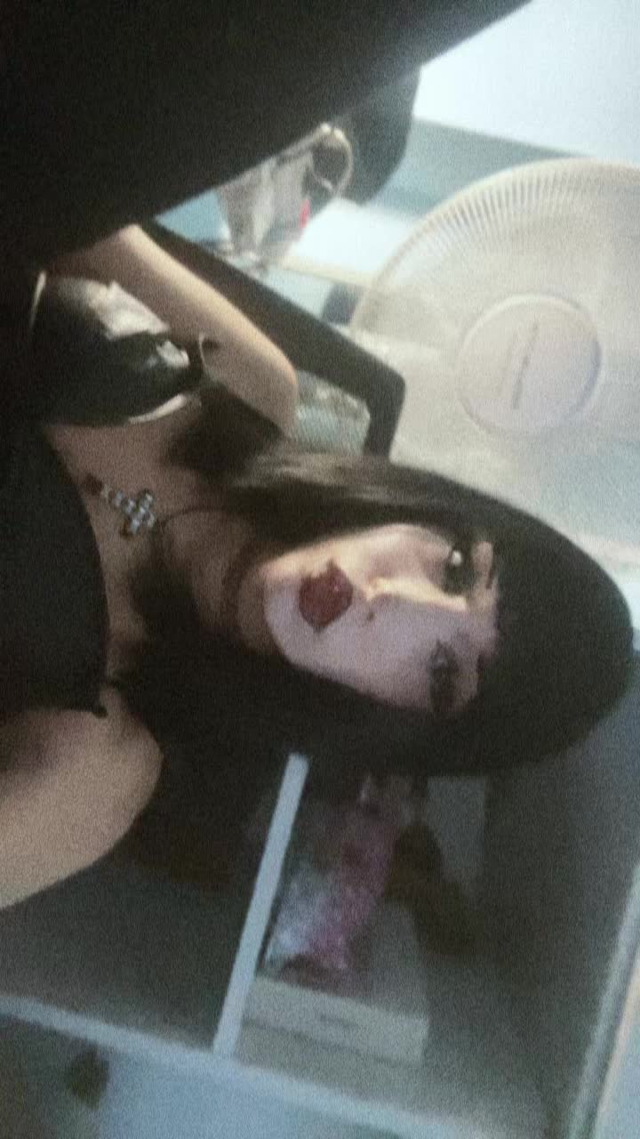 @𝒜𝓁𝒾𝒸ℯ𒉭