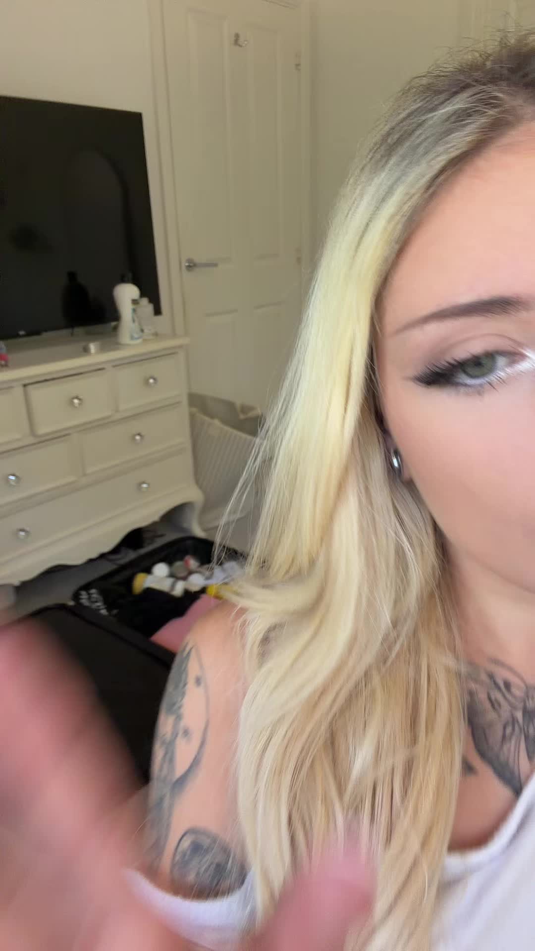 @jess