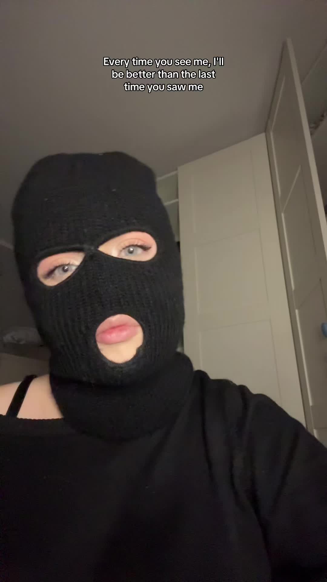 @🖤