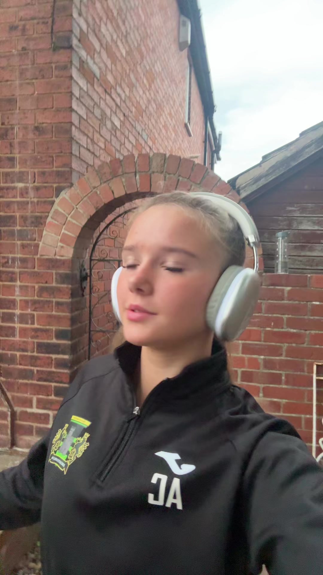 @alexaclark