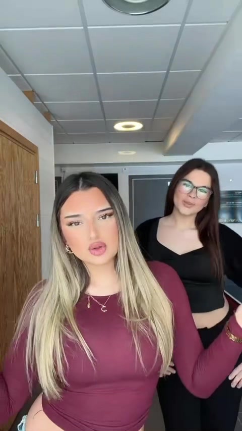 @S A R A🇦🇱