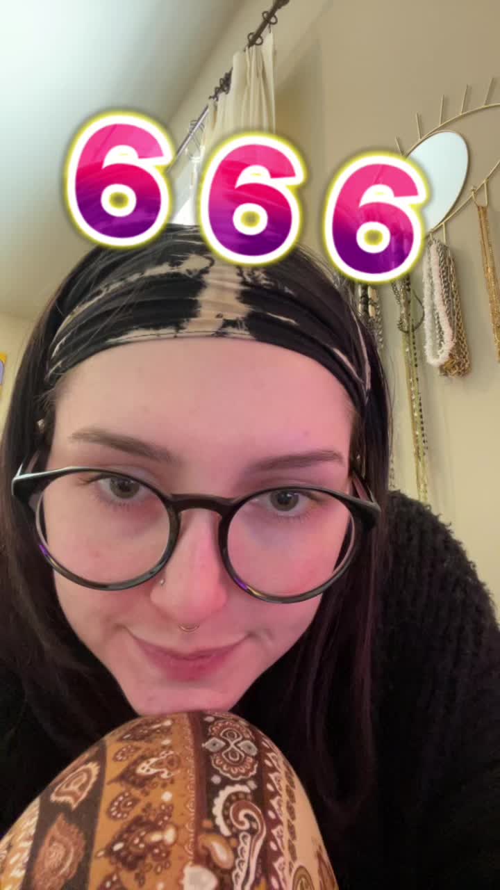 @Isabella