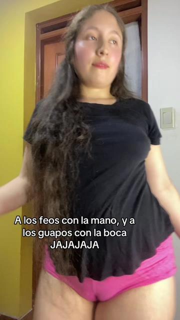 @camilareyeslara