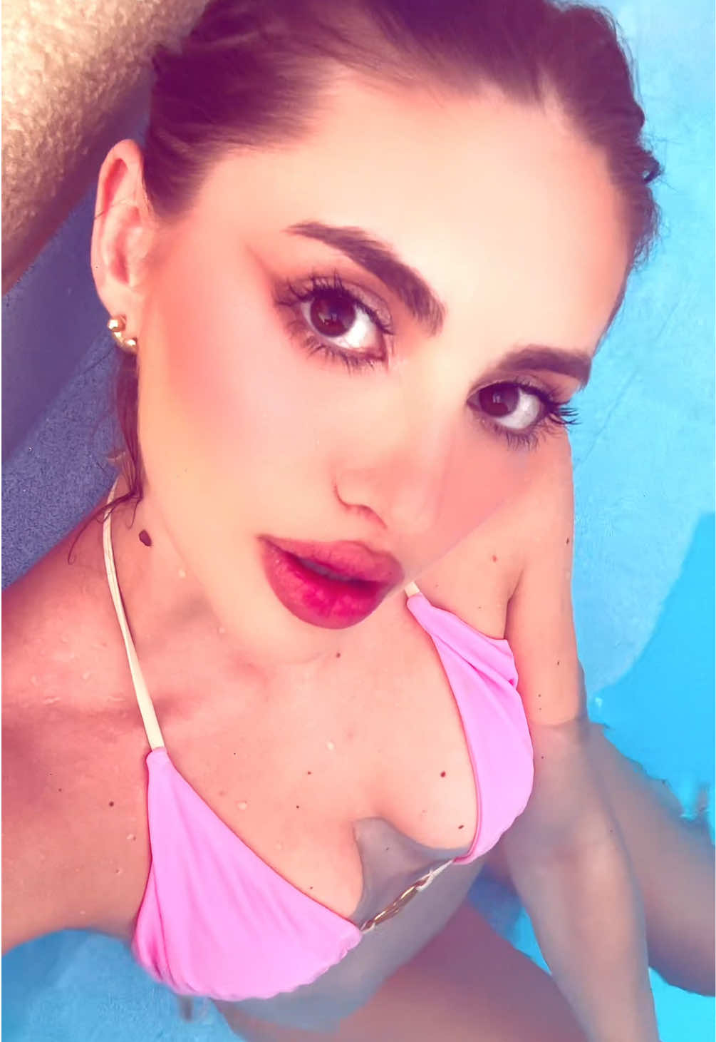 @Catinca Neculaiasa