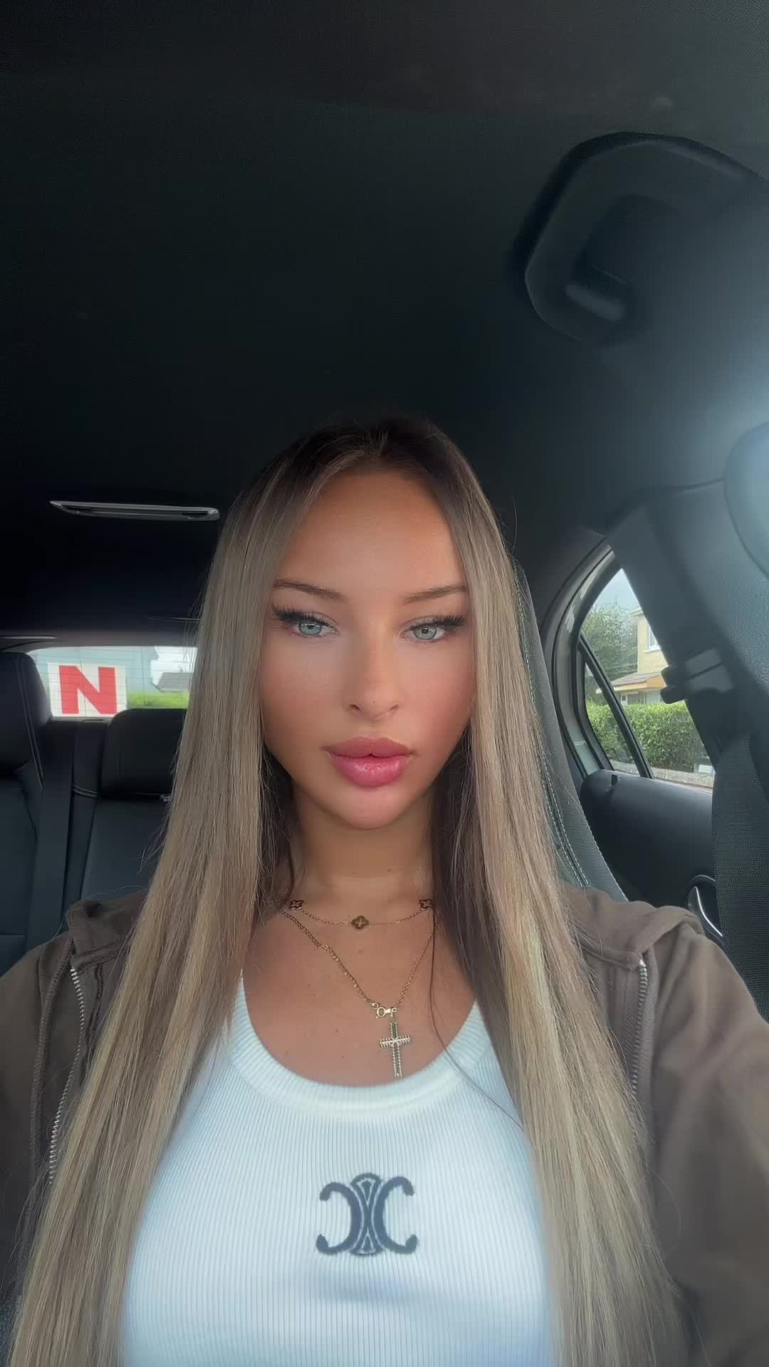 @Roksi👸🏼