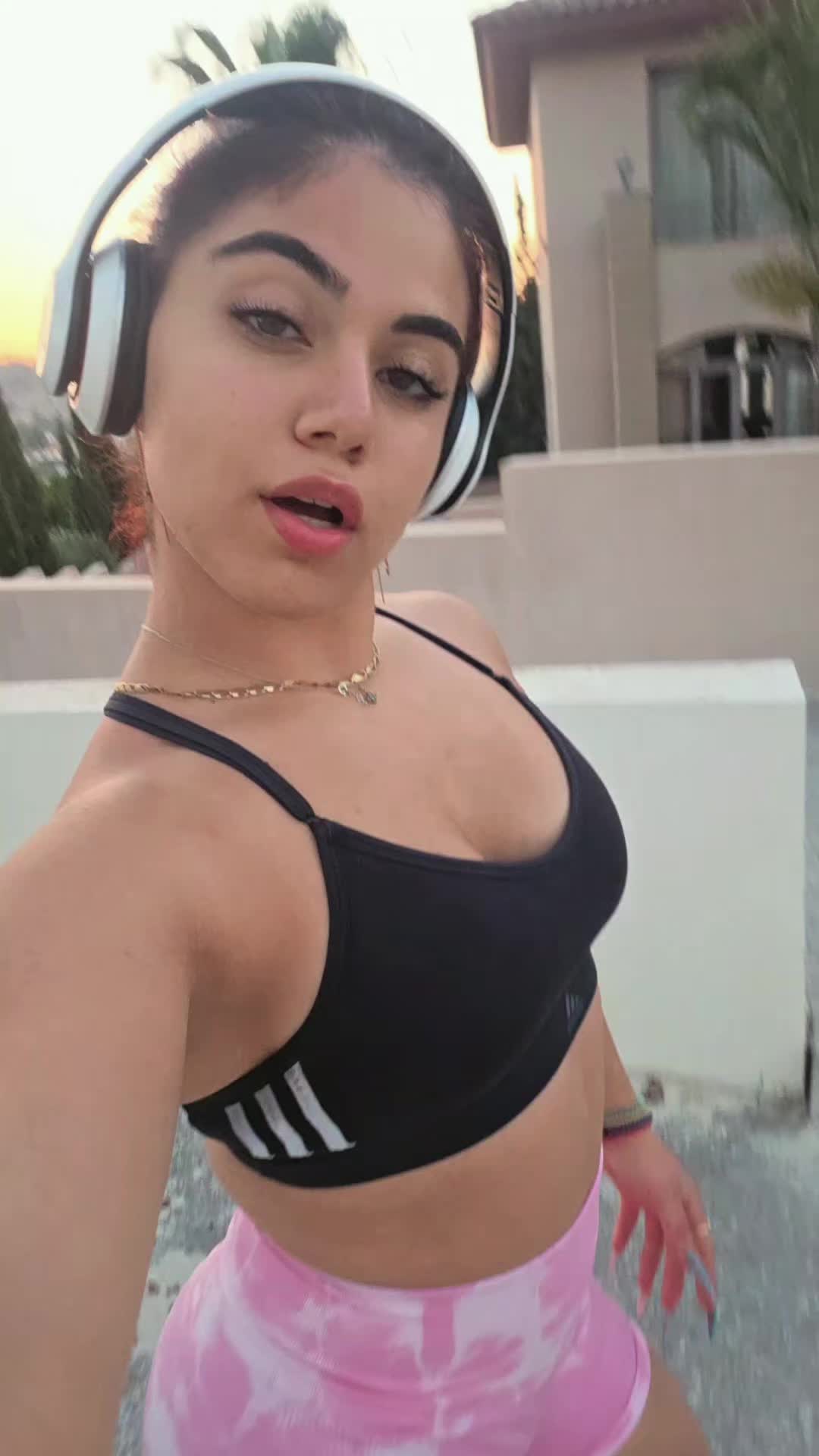 @🌺