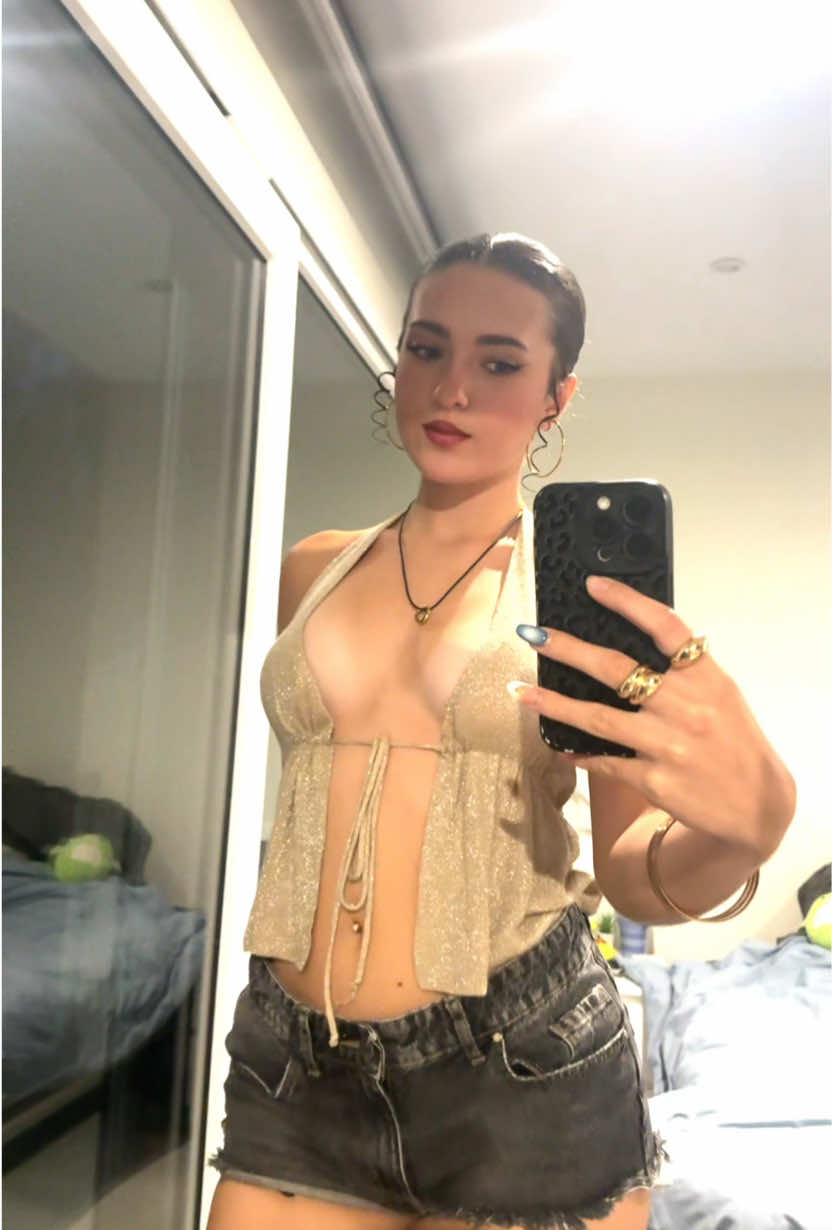 @oliivia