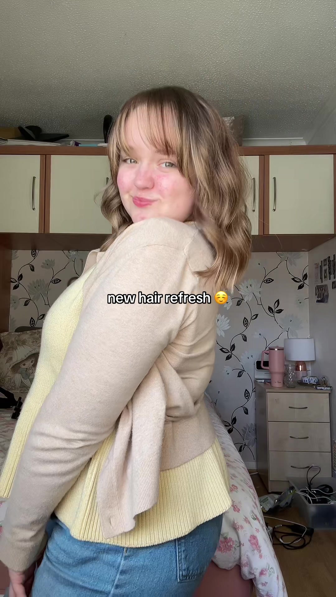 @chloe.holmes