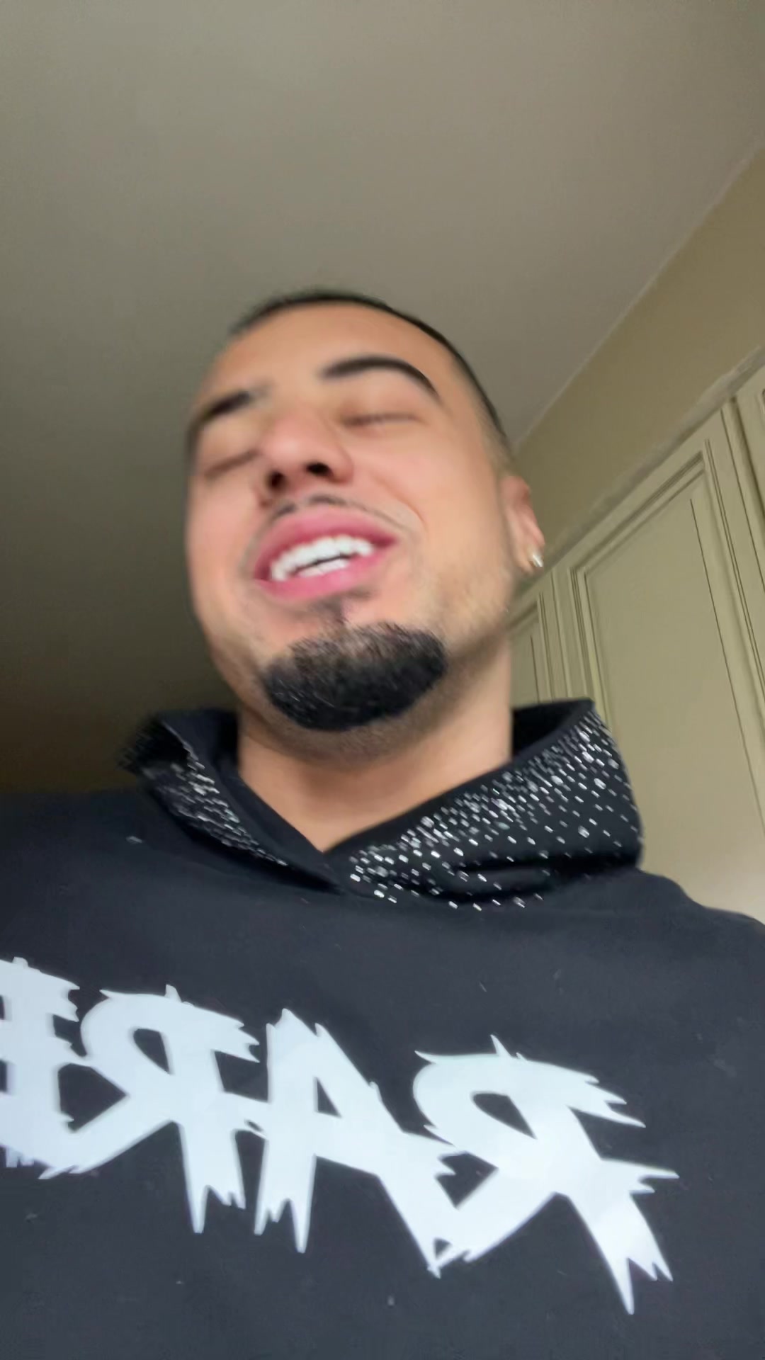 @urgirlsfavlightskin