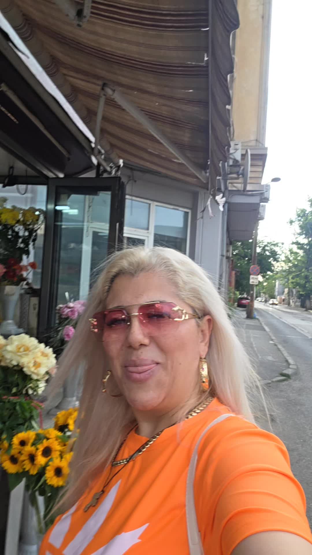 @Paula bracho ❤️🧡💛