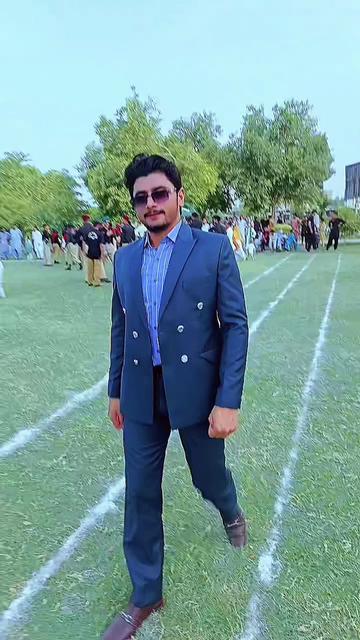 @(❤Ayan Malik(✿♥‿♥)