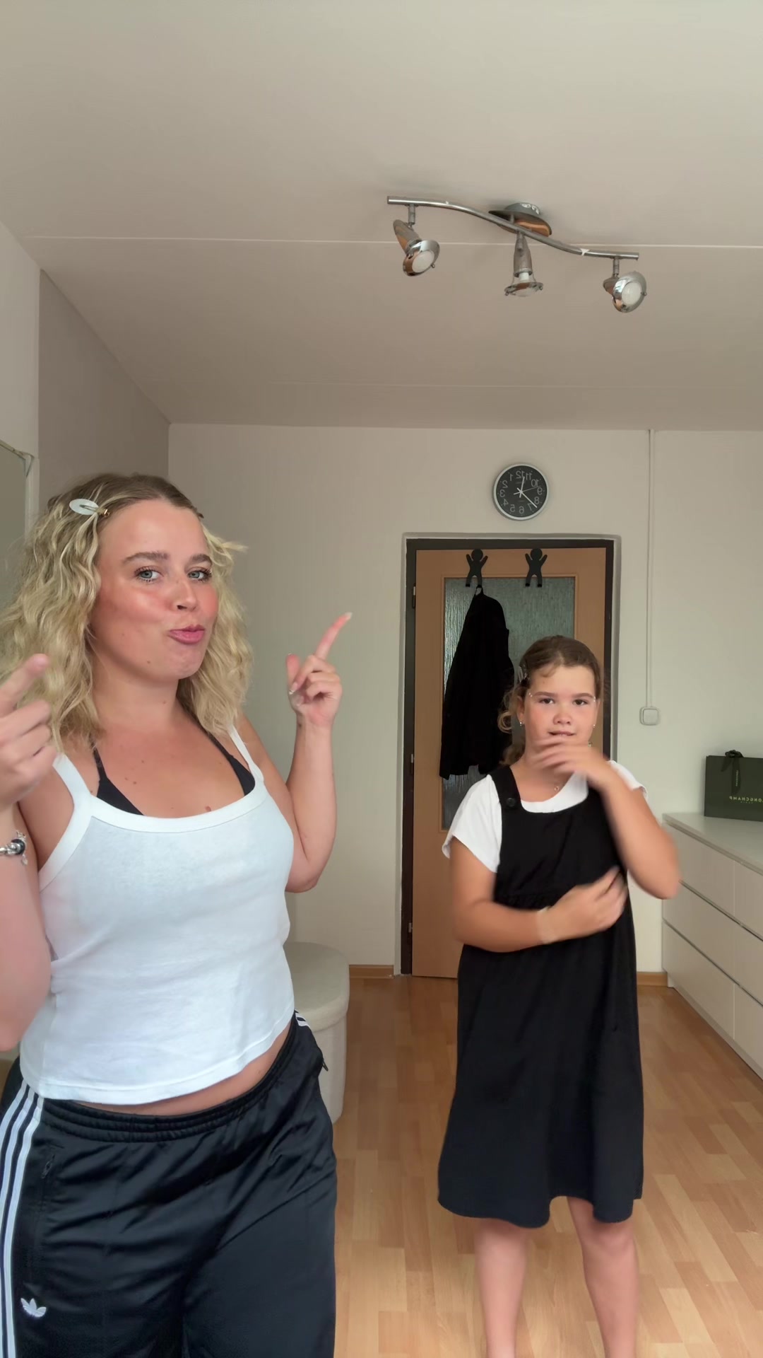 @TÝNKA