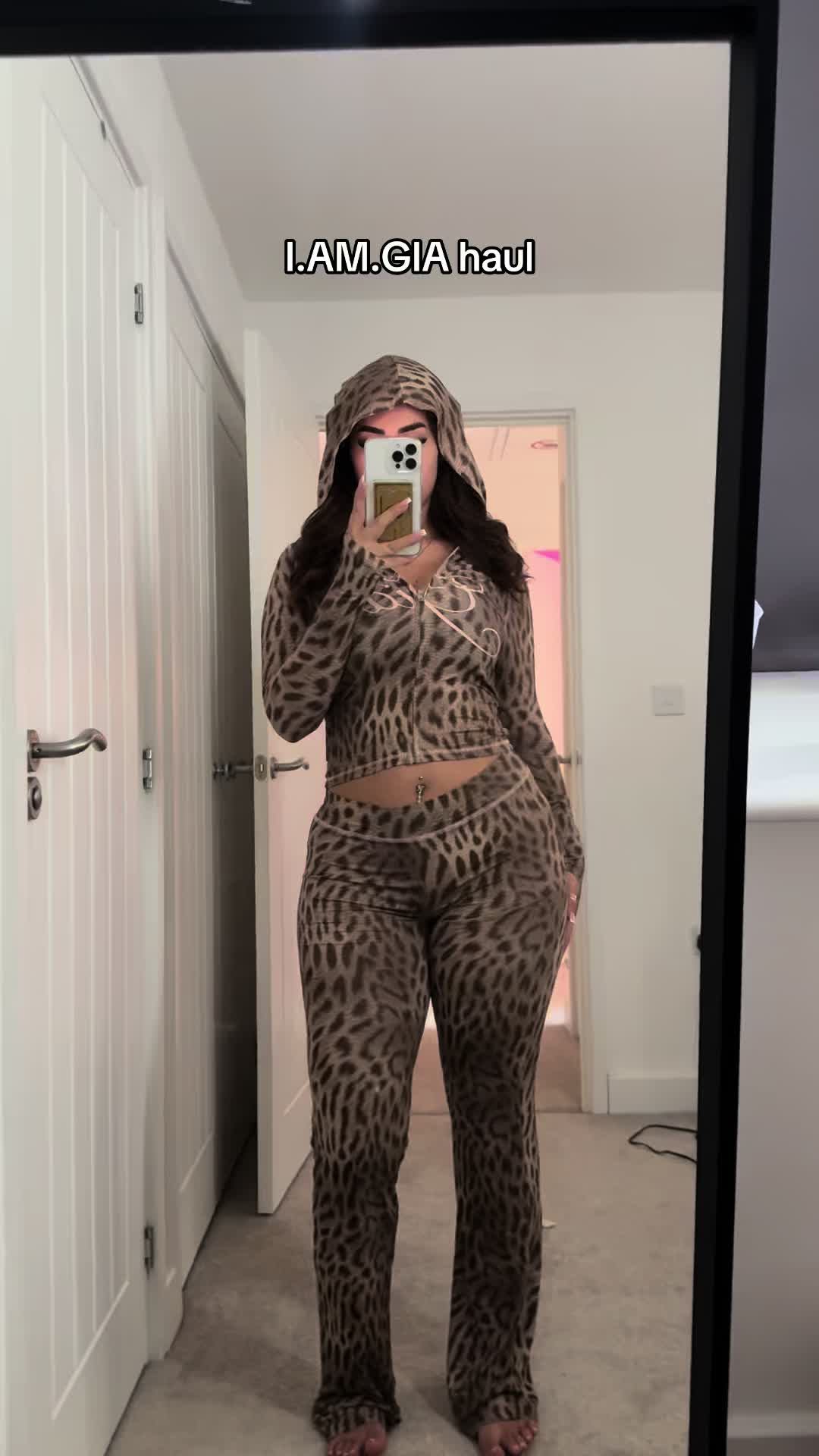 @zahra 👑