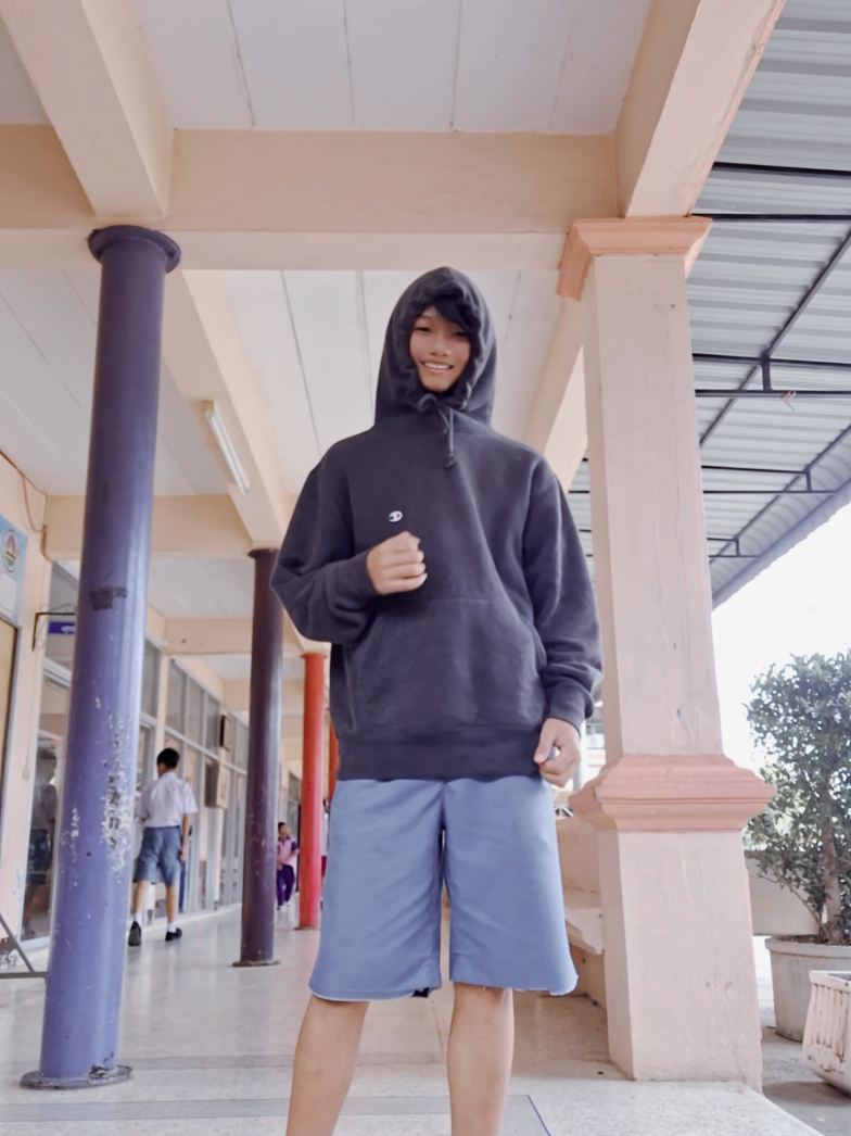 @ลูกสาวหล่า