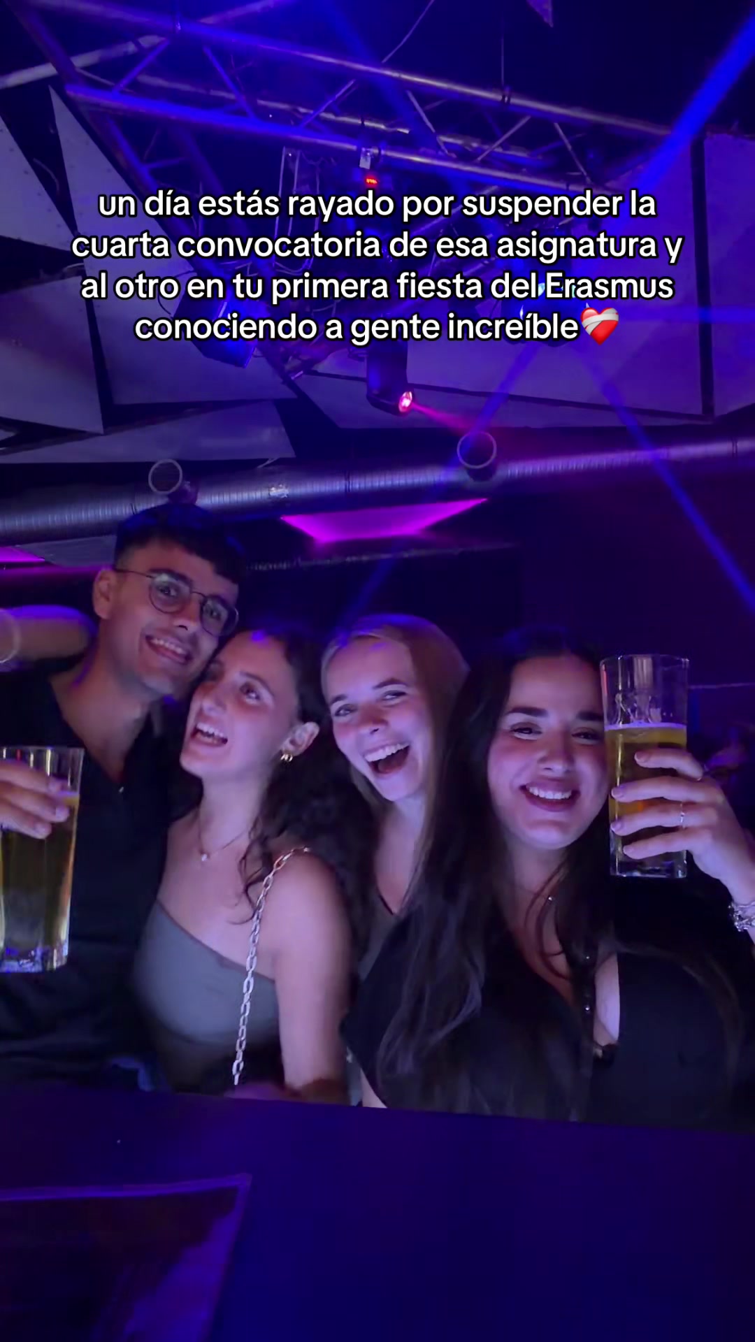 @Cristian González