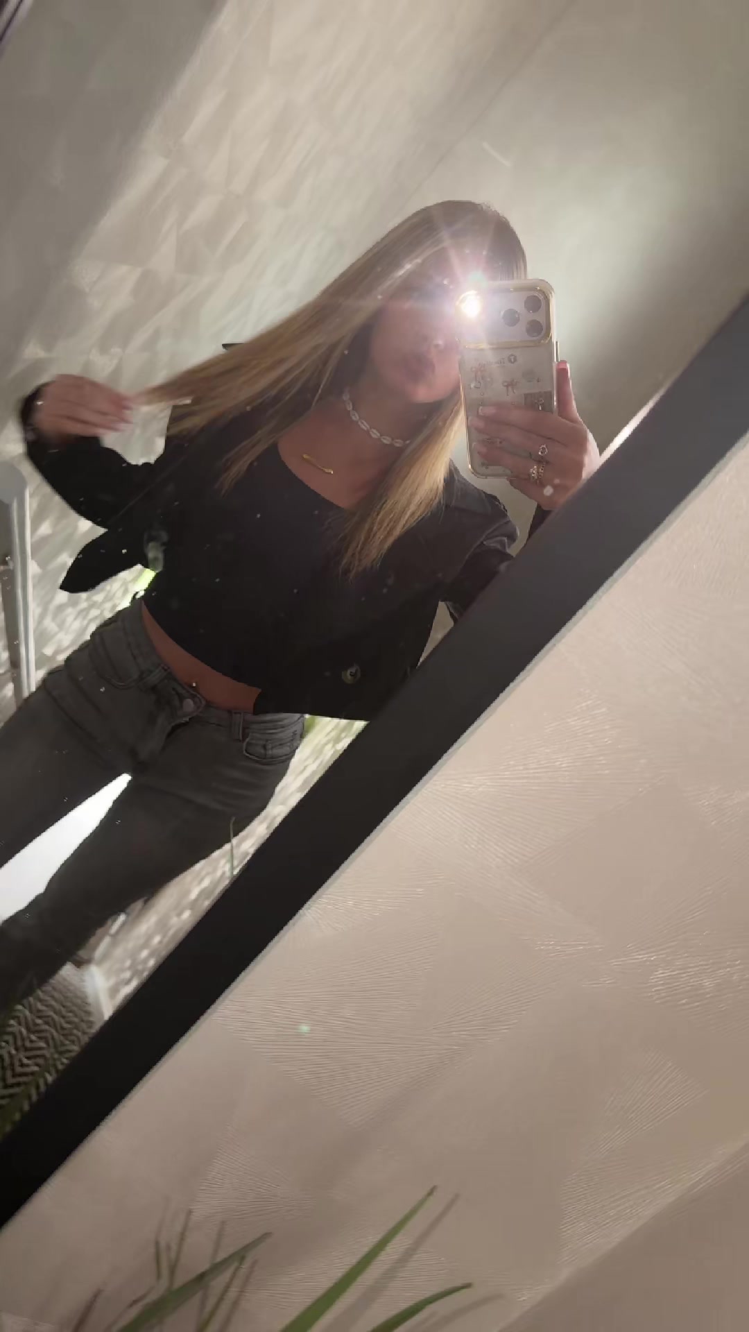 @𝑴𝑖𝑙𝑒𝑖𝑔ℎ𝑬𝑙𝑙𝑖𝑜𝑡𝑡🎀