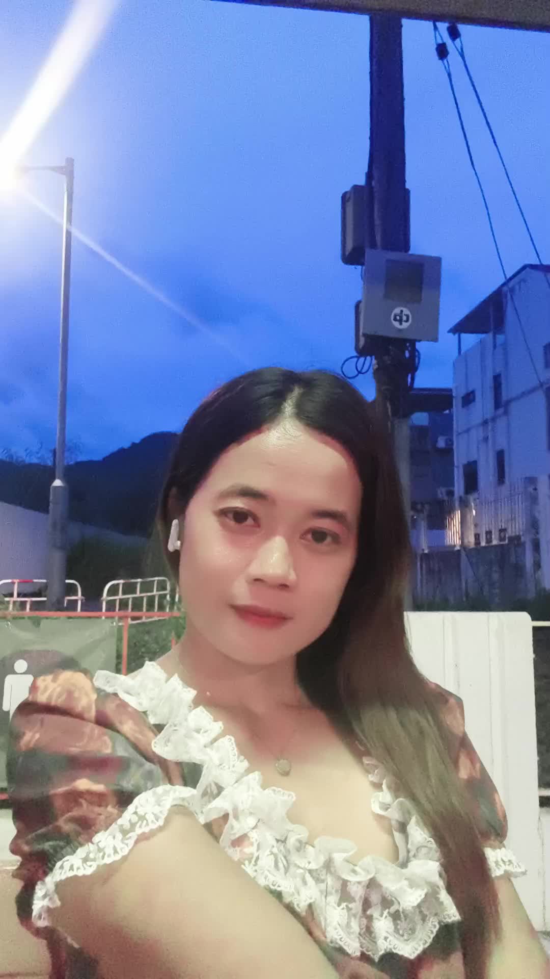 @🕊️🅰️Lℹ️e 🕊️🇭🇰 (HONG)