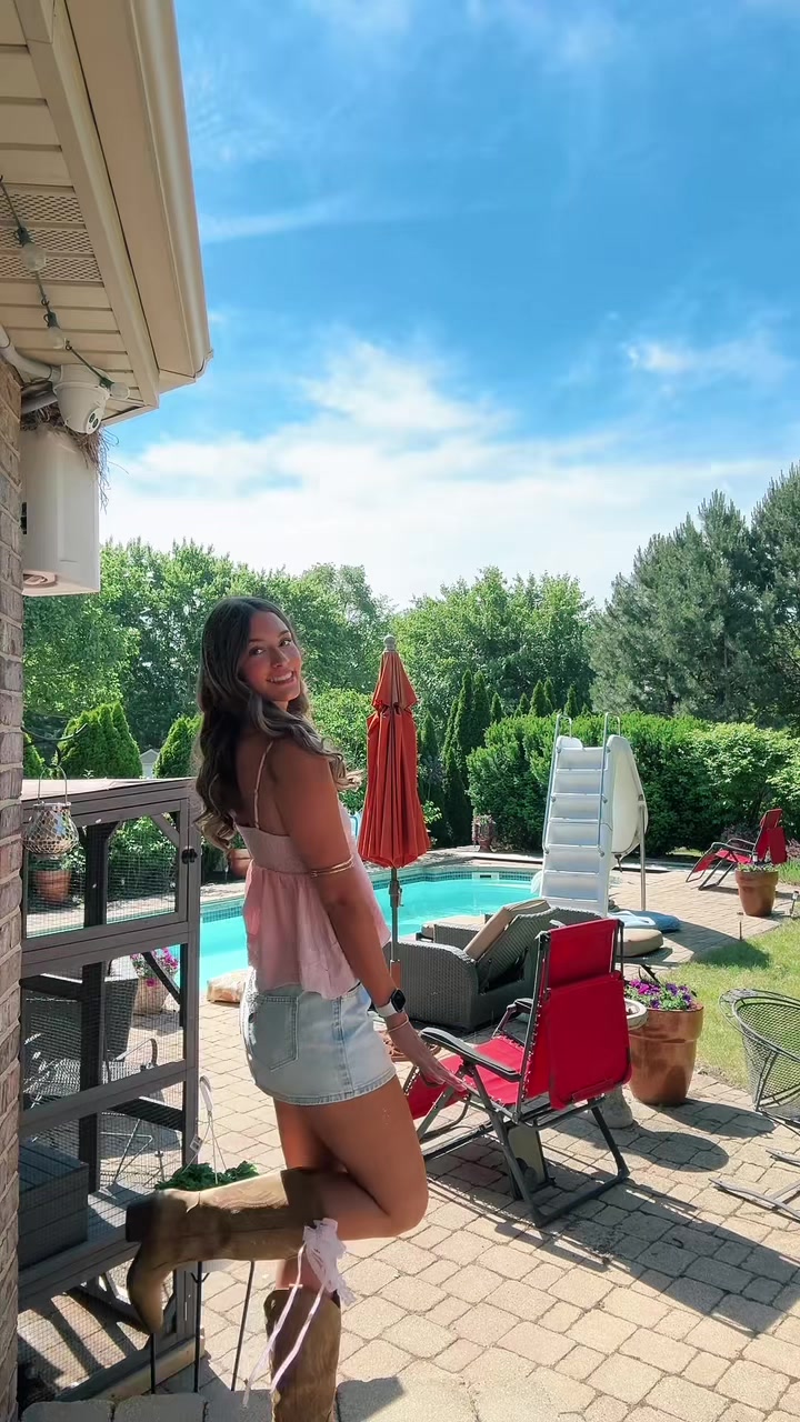 @JULIA ๐