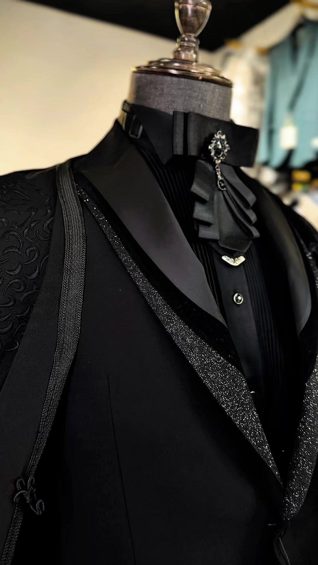 @Location_costume.Hk13