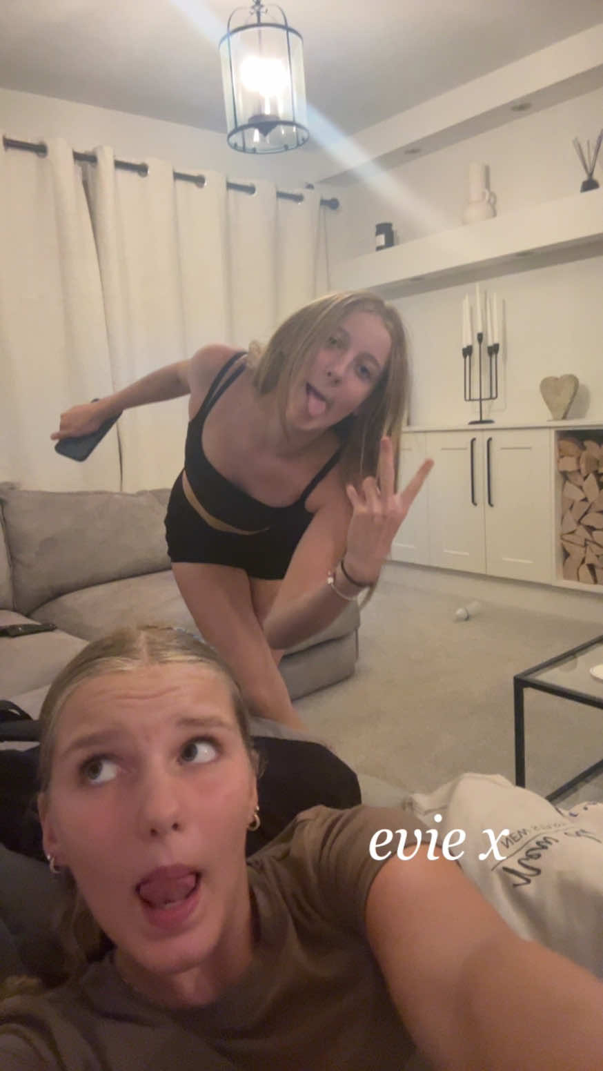 @eviewat.x