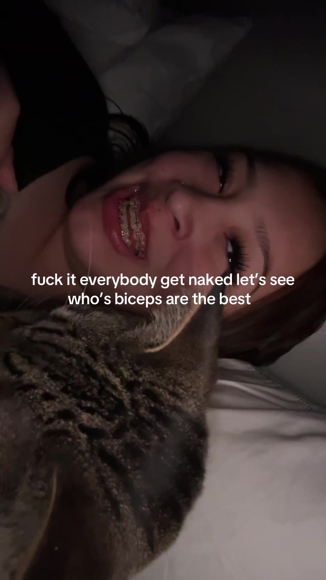 @🐺