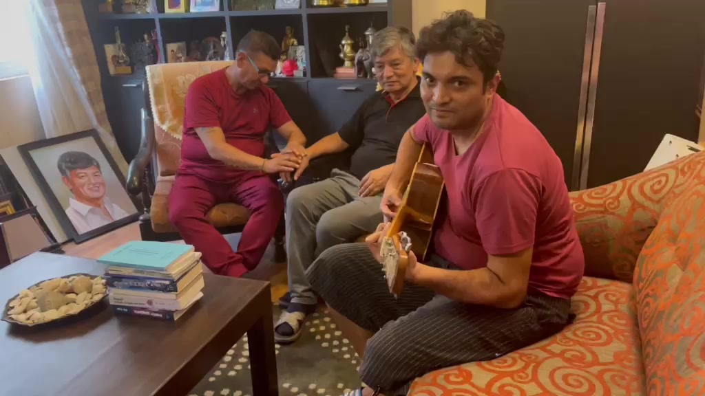 @Kiran KC (ए राता मकै)