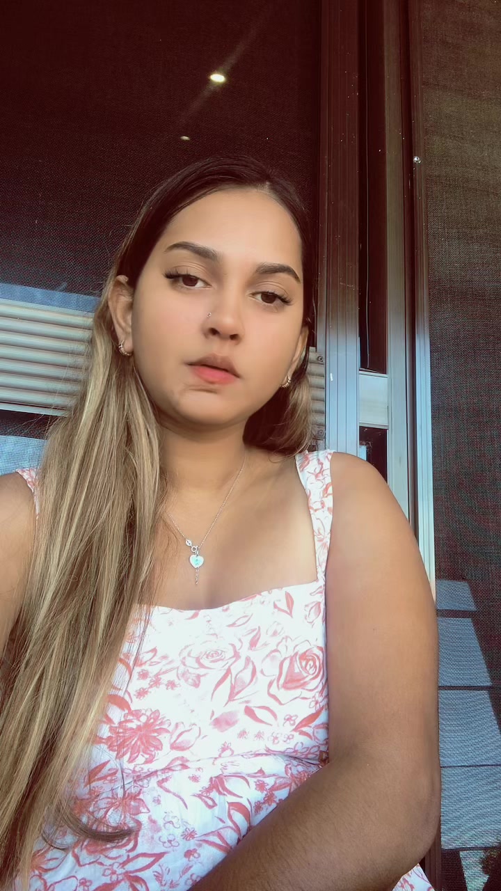 @🕉🦋Vanshika🦋🕉