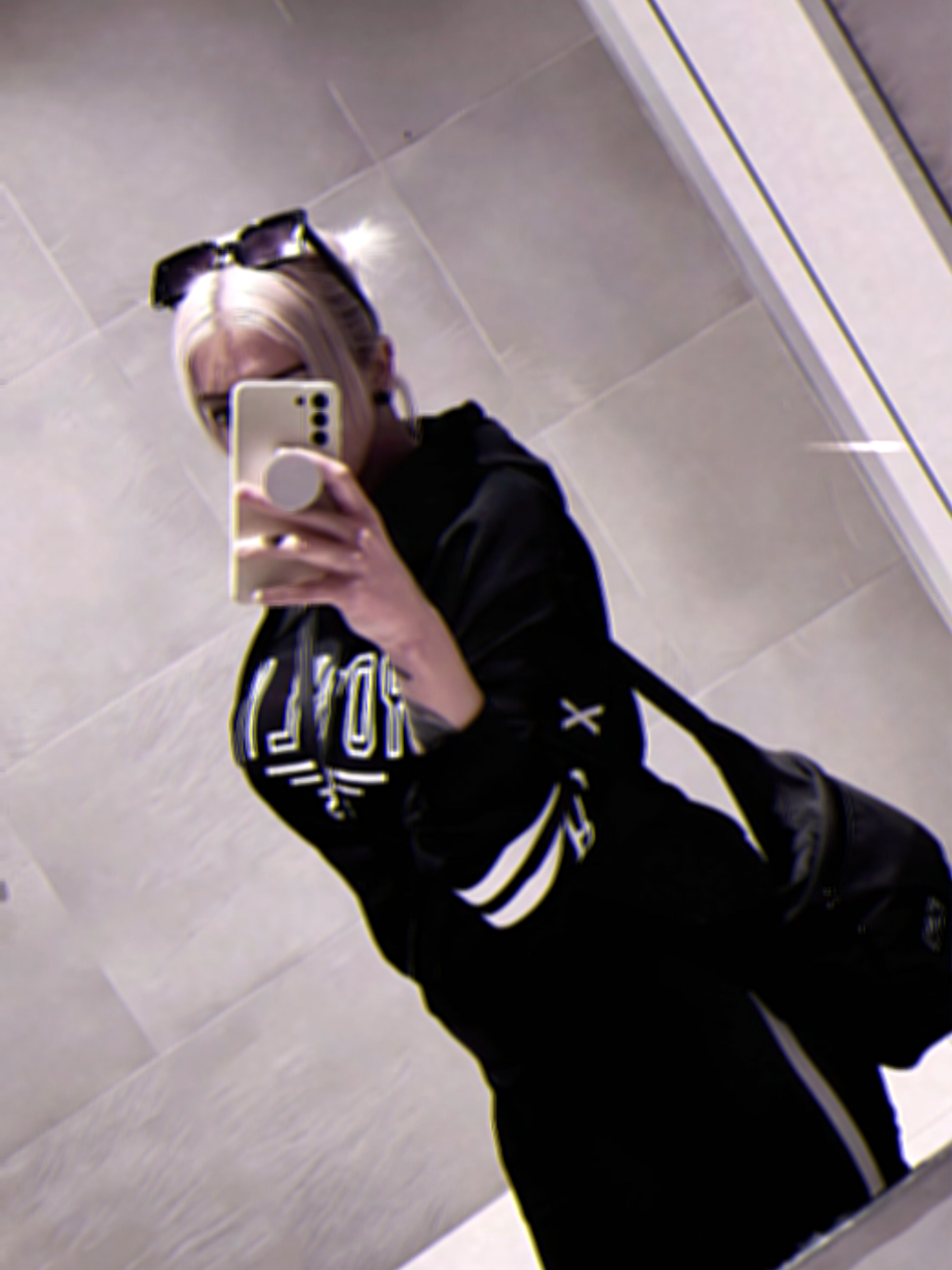 @Blโฒck ๐ค