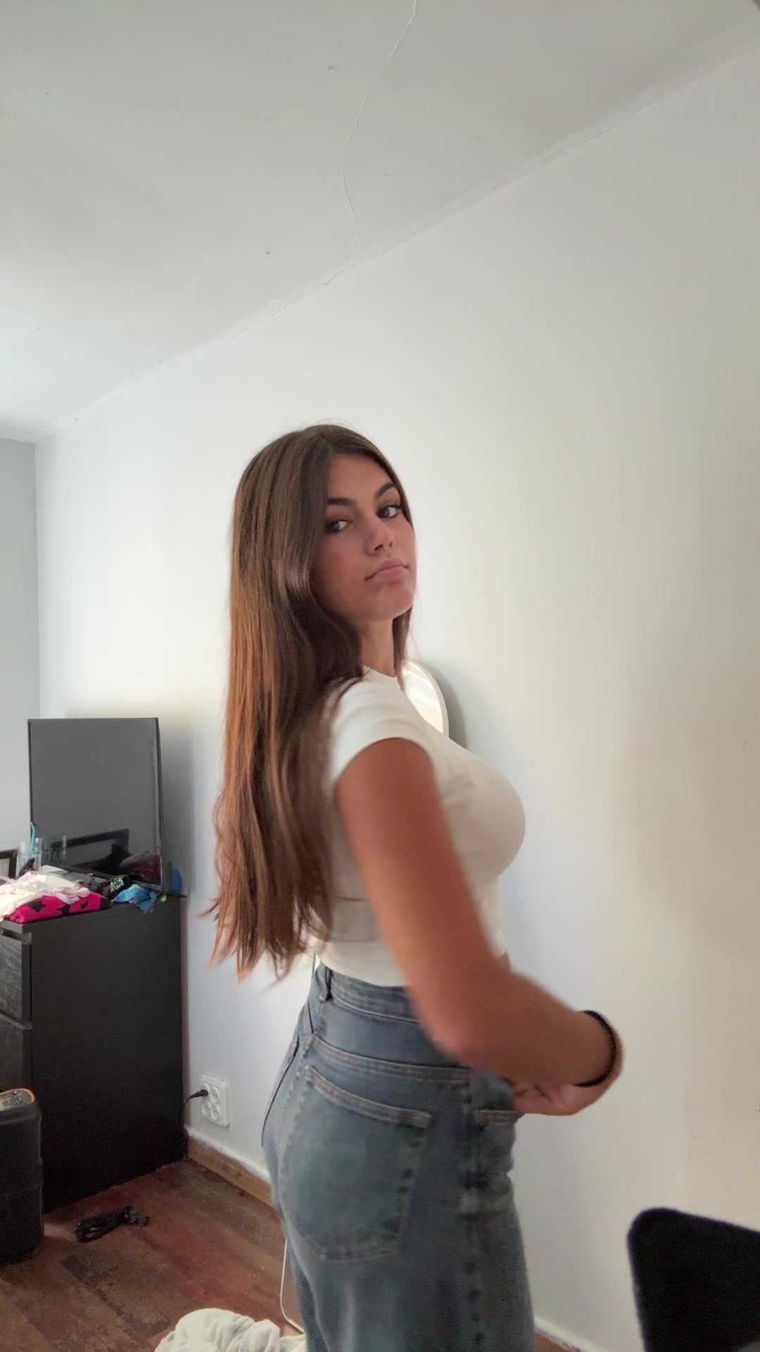 @Useernbbb