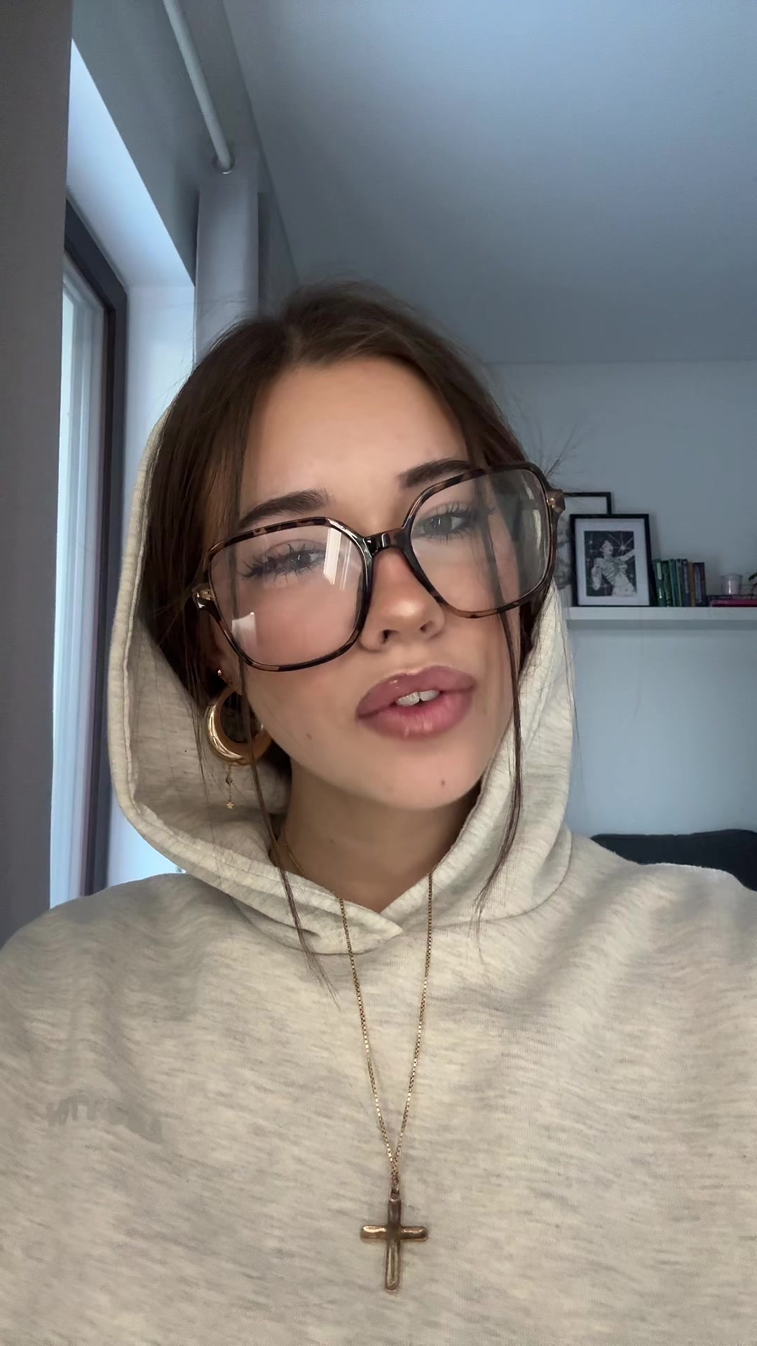 @Julka🌚