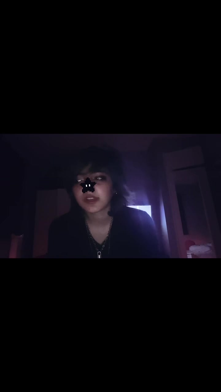 @😼