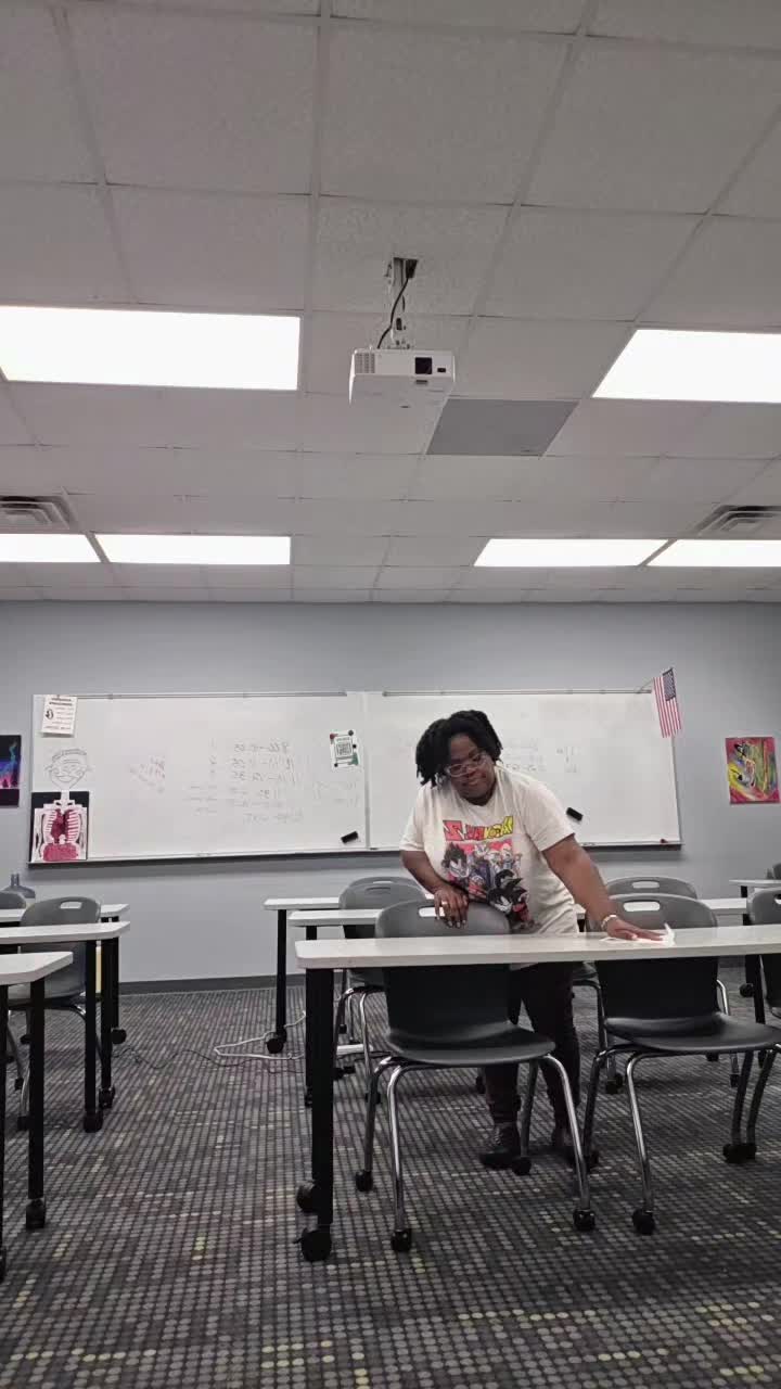 @Skoolteacha