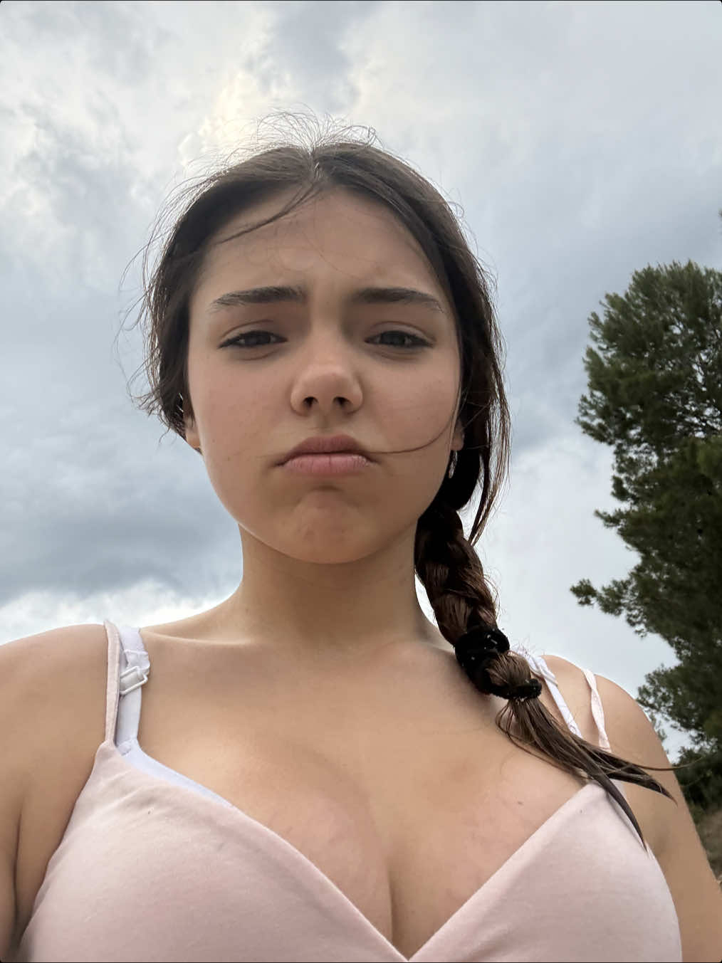 @_Ainetaa_