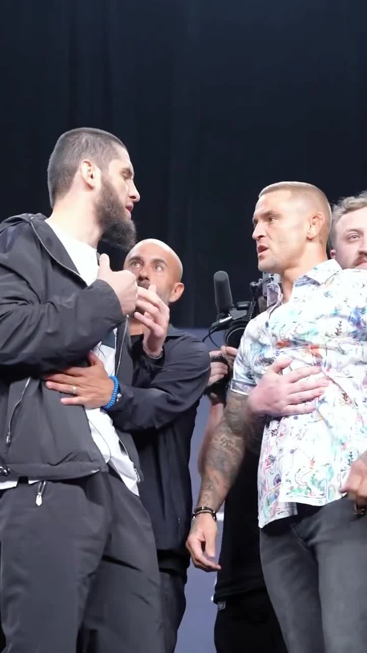 @🥊