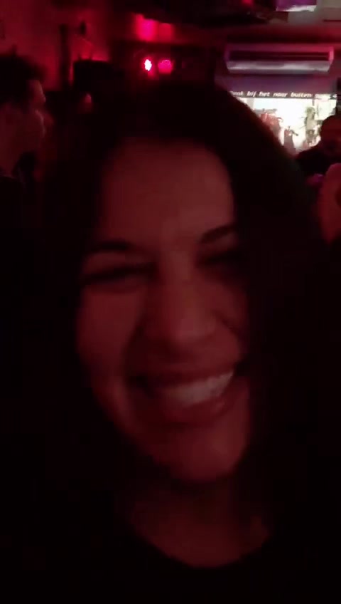 @nicoledimolina