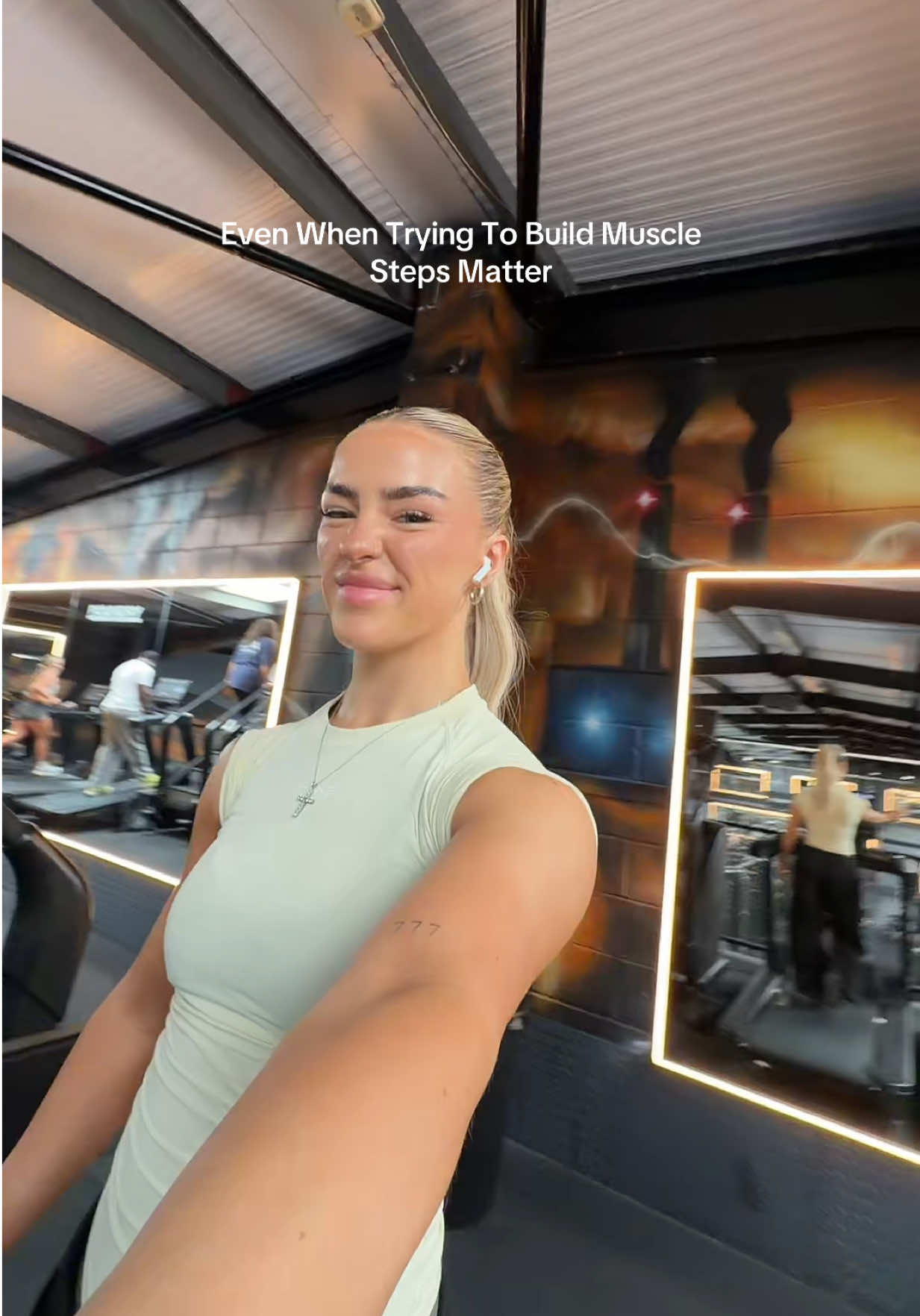 @megryanfitt