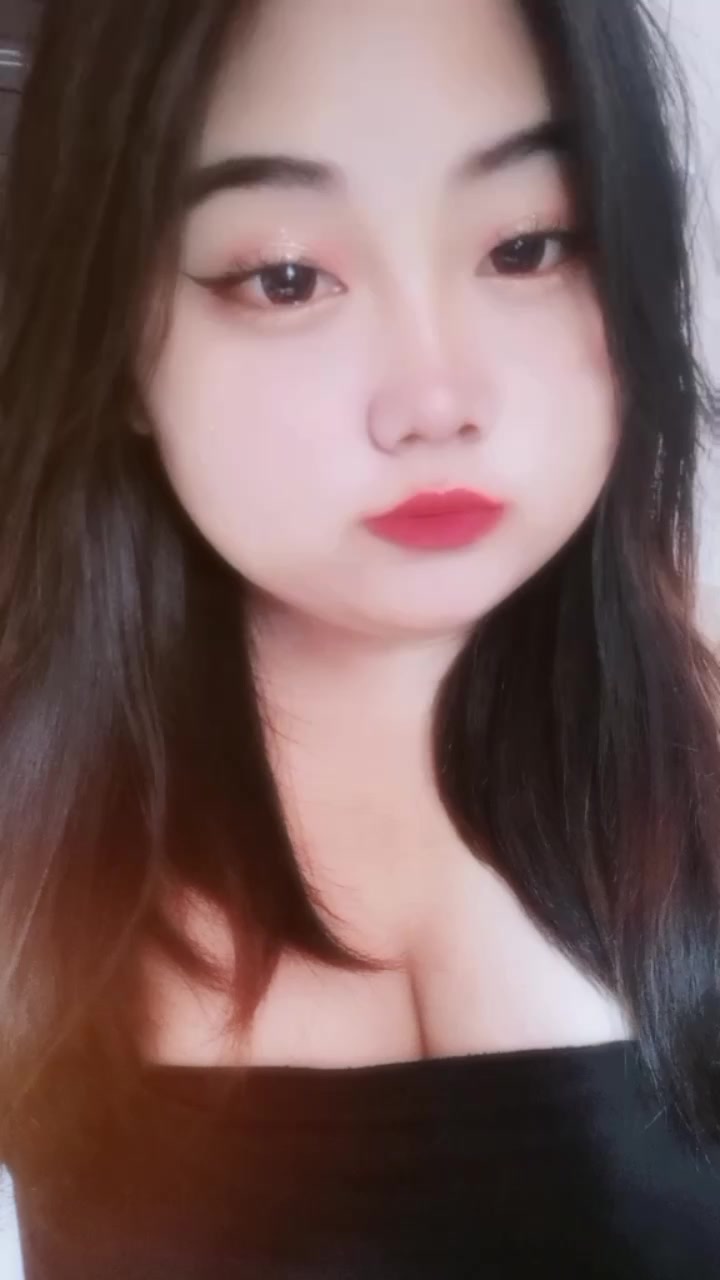@ʜᴀɪ ɪᴛ's ᴄʜᴇʀʀʏ🍒