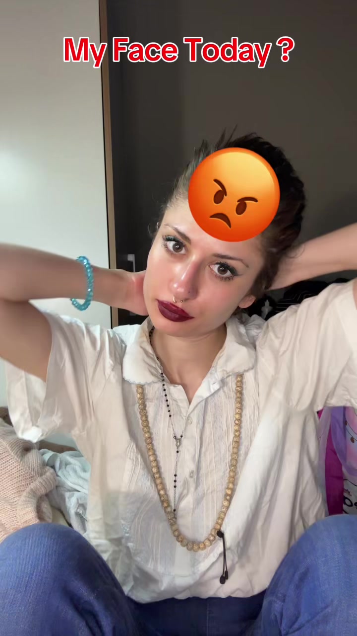 @Elisabetta Vittoria Karaulyan
