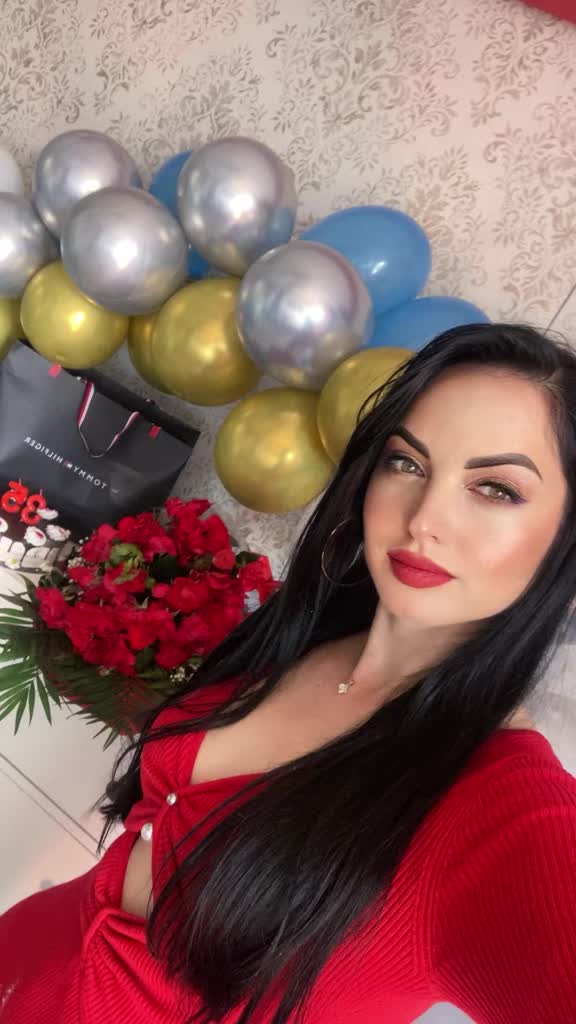 @Alina Elena156