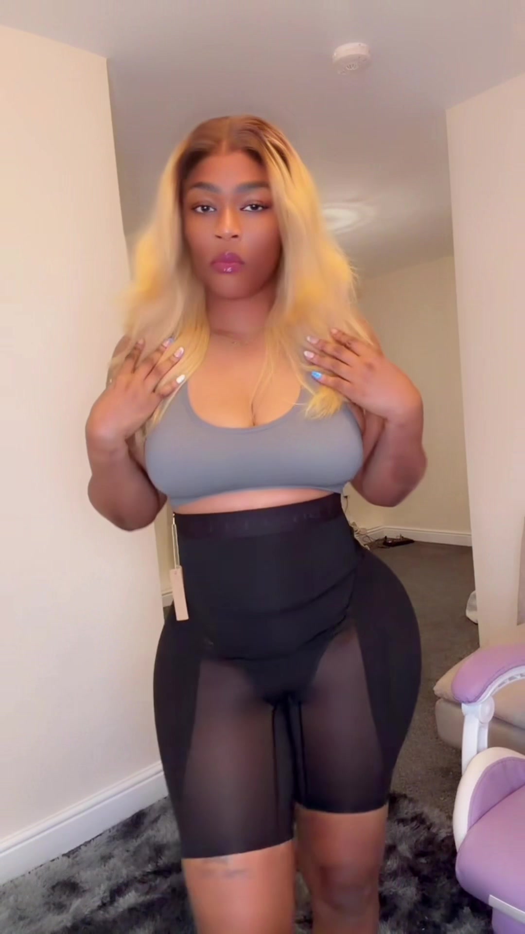 @🇬🇧🇳🇬 SexyLopez09