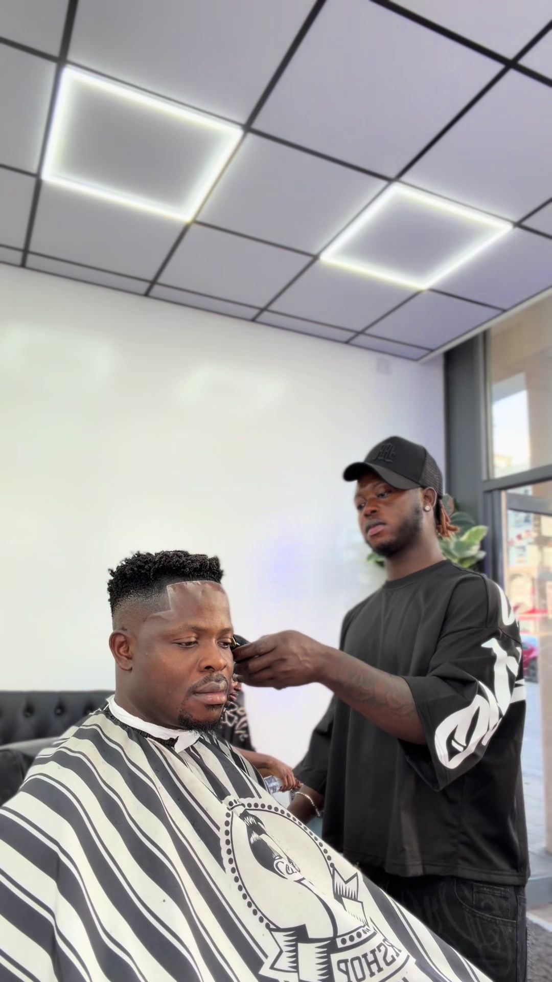 @Kobby Gh the barber 🇬🇧🇬🇧