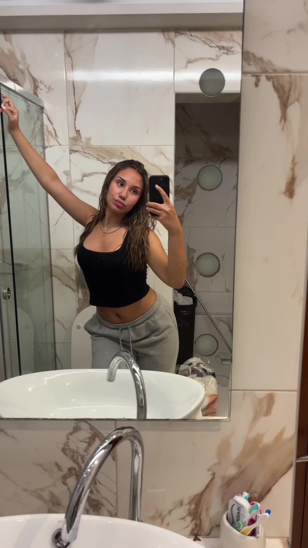 @Roumpeidoyy